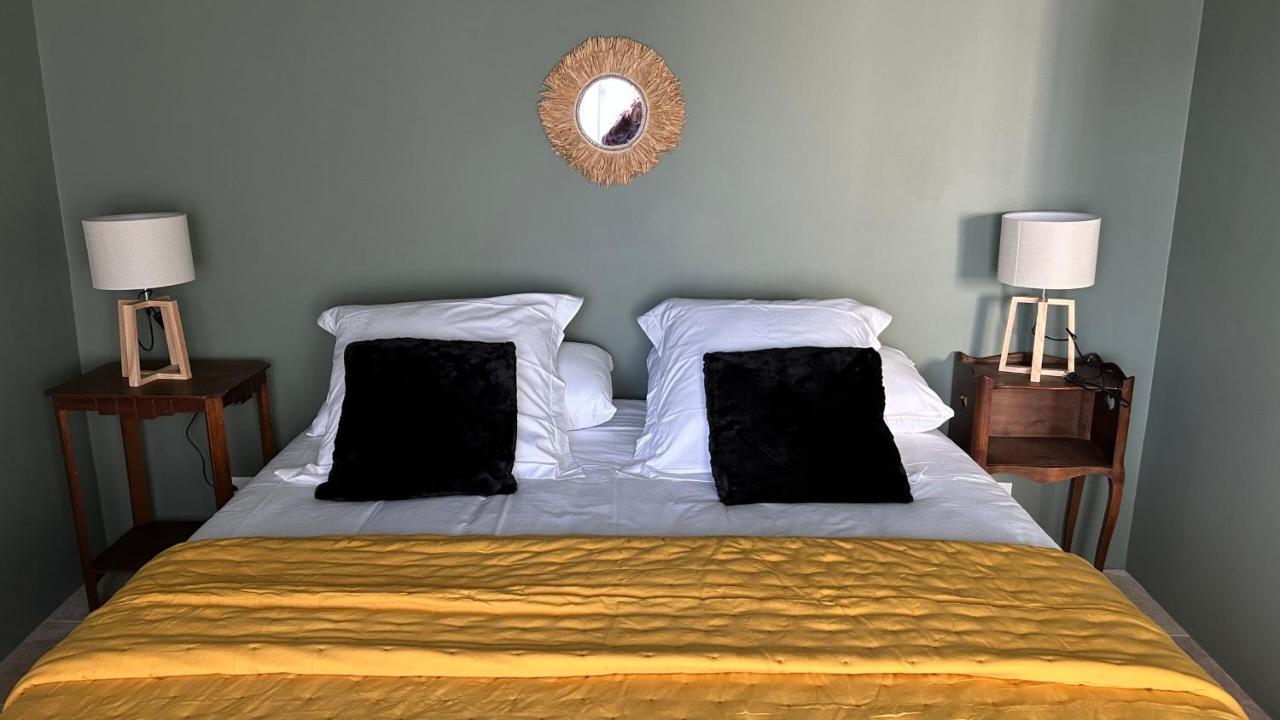 Bed and Breakfast Le Petit Eden Сен-Кентен-ла-Потри Экстерьер фото