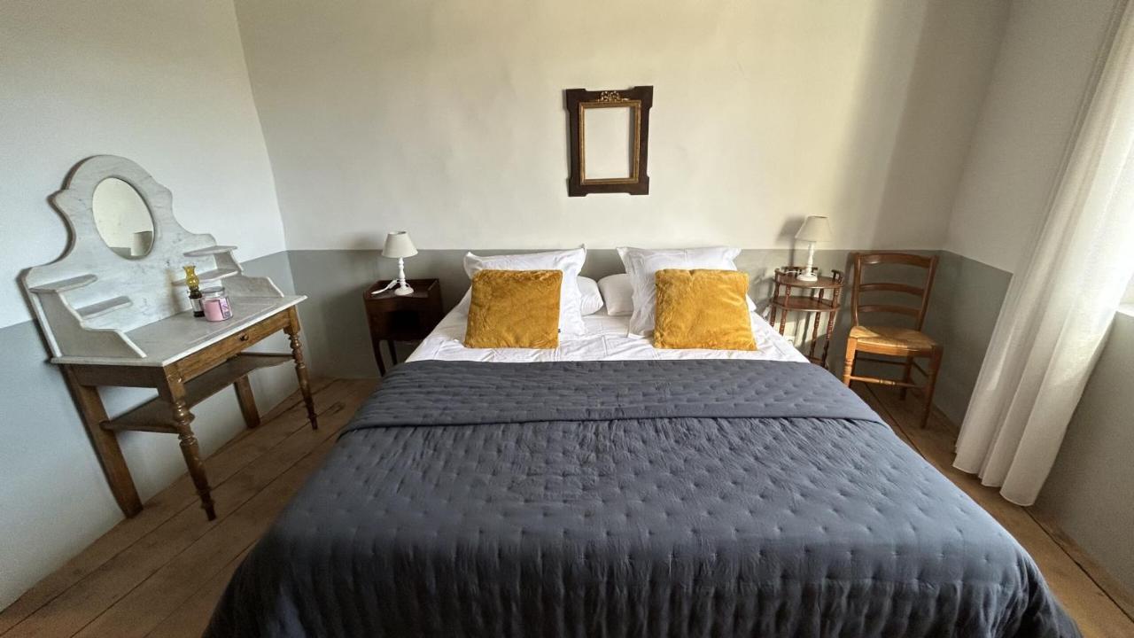 Bed and Breakfast Le Petit Eden Сен-Кентен-ла-Потри Экстерьер фото